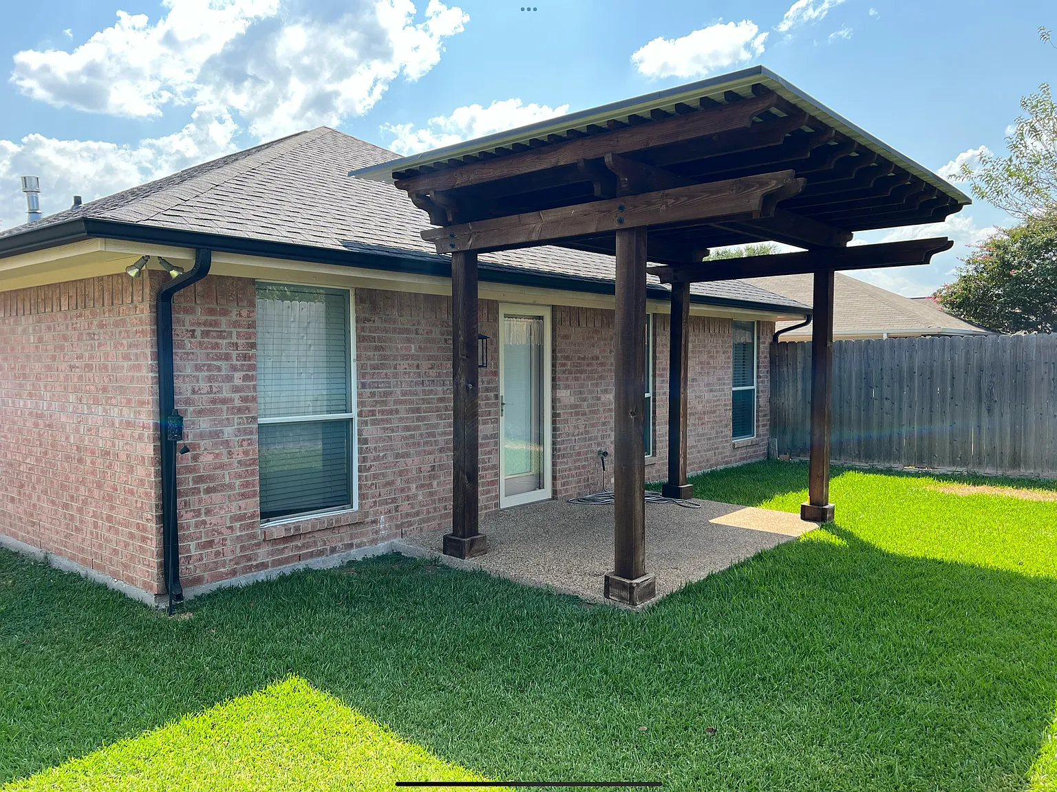 3 bed, 1591 sqft, $2,300 — Photo 2