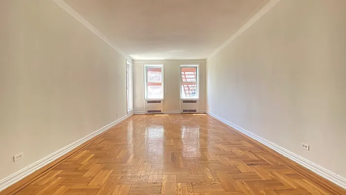 Rented by Contact Realty | media 19