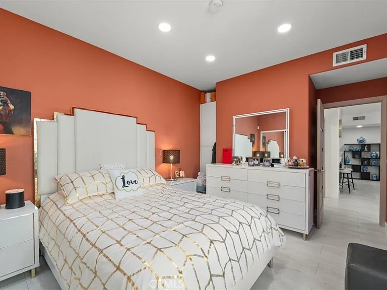 17809 Halsted St #117 — Photo 16