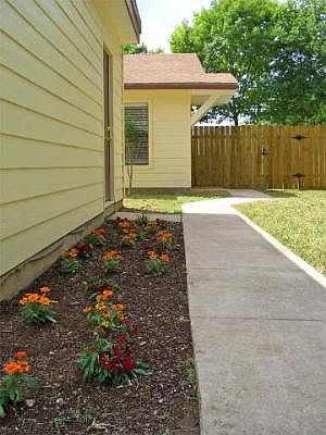 4th image of 11711 COUNTRY SPRING