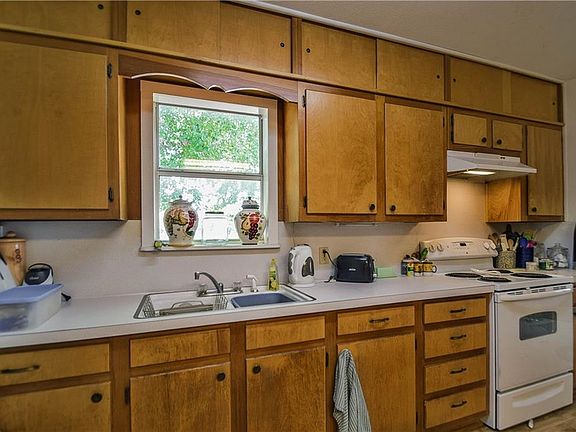 3rd image of 3491 County Road 312
