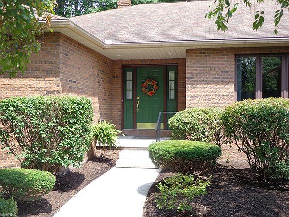 2nd image of 1451 River Park Dr