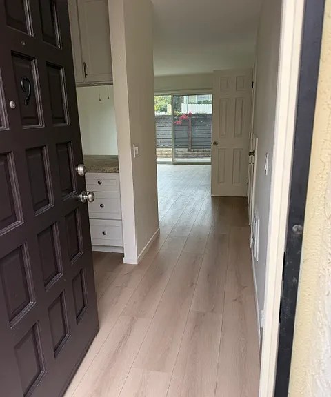 814 Missouri Ave #9 — Photo 2