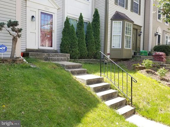 3rd image of 7230 Stover Ct
