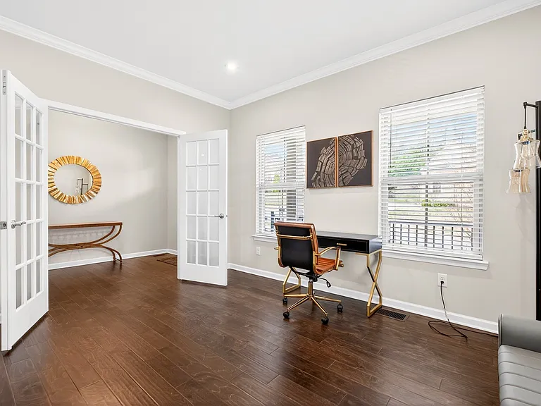 6794 Falls Ridge Ln — Photo 20