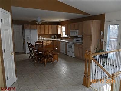 4th image of 53 Oak Valley Dr