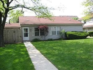 1st image of 12O Fernwood Dr
