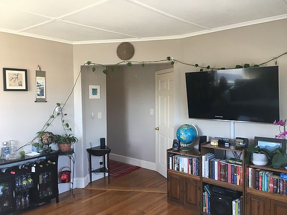 2nd image of 10 Chipman Ave APT 3