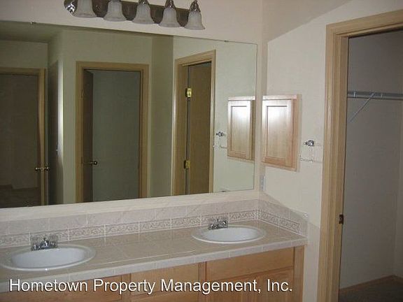 4th image of 3415 6th Ave NW