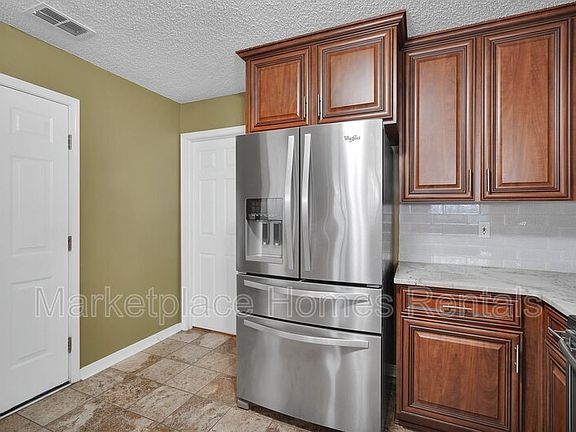 4th image of 7332 Ironside Ct