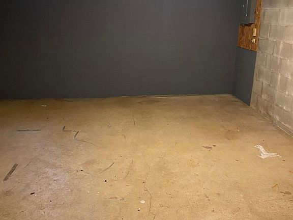 5th image of 2041 Lublin Dr