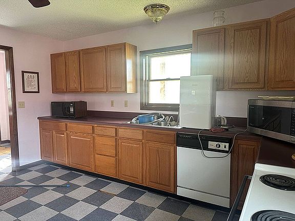 4th image of 2569 Summerlee Rd