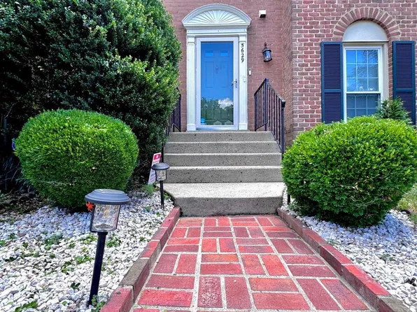 5629 Ridge View Dr, Alexandria, VA 22310