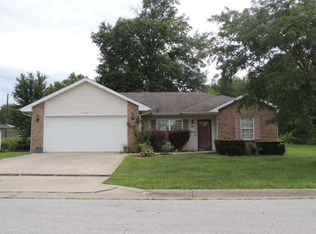 109 Louisiana Ct, Fayette, MO 65248