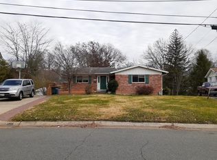 11715 Enid Dr, Potomac, MD 20854