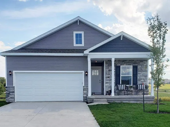 3270 Downer Dr, Coralville, IA 52241