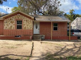 1323 Olden St, Dallas, TX 75211