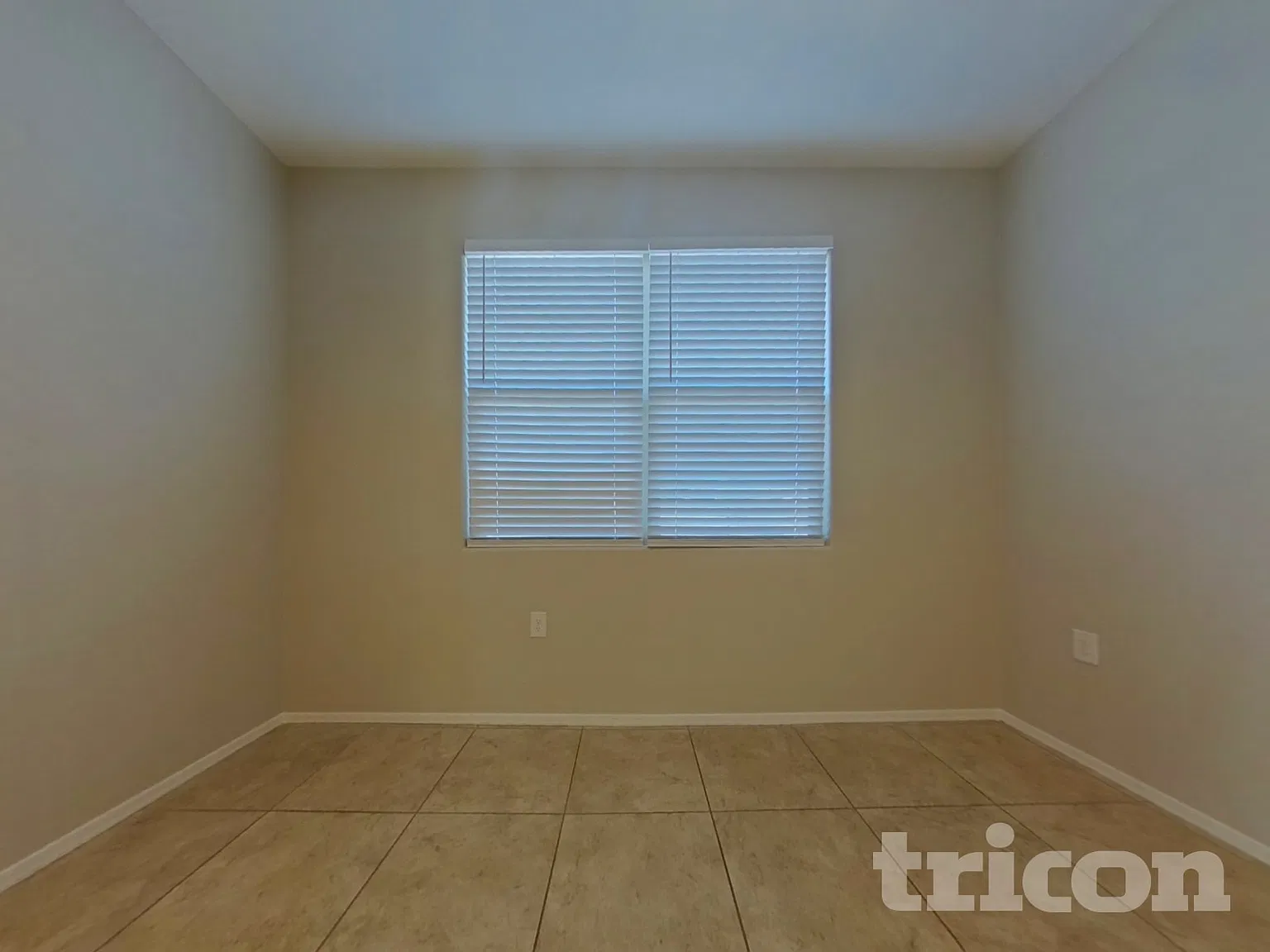 30963 W Cheery Lynn Road Buckeye AZ — Photo 4