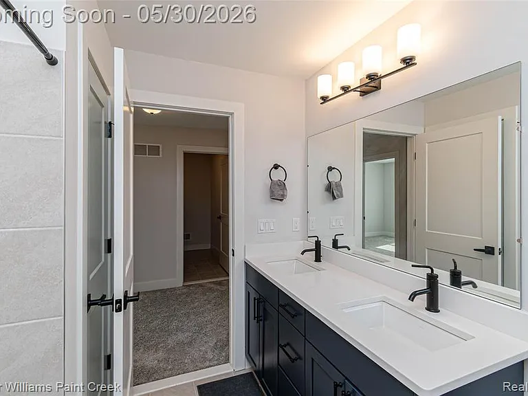 375 Amelia Cir — Photo 45