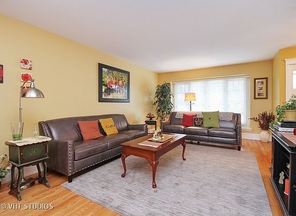 2nd image of 8253 Highgate Ct