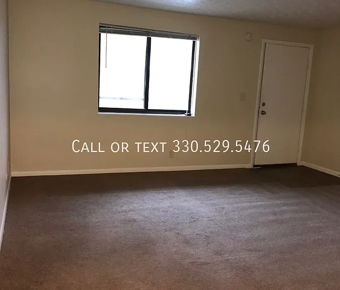 591 E Buchtel Ave — Photo 17