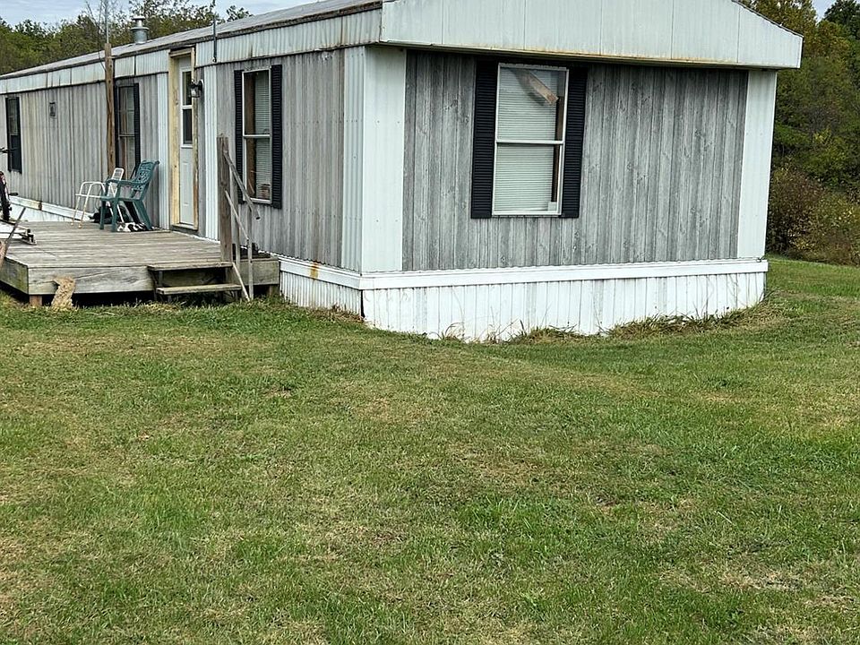2nd image of 1982 Starr Rd
