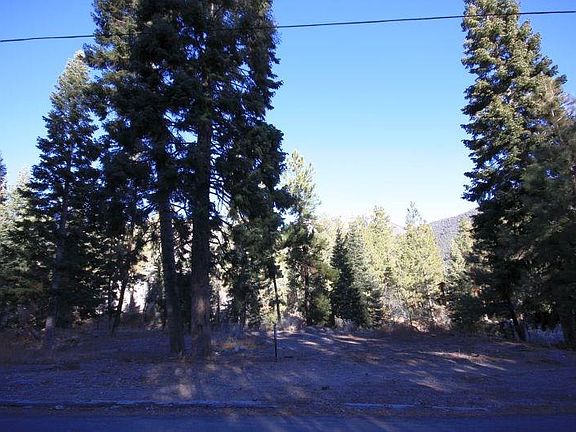 4th image of 4106 Tyrol Way