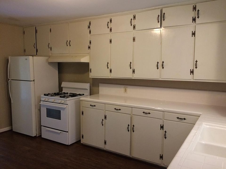 1st image of 2308 Pearl St APT 3