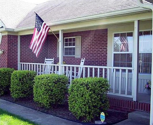 4th image of 2105 E Mill Blvd