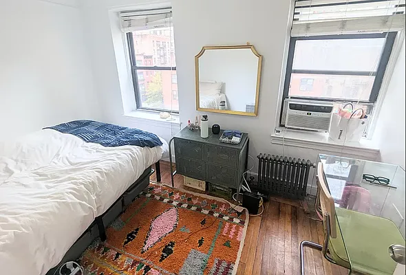 Rented by City Connections Realty | media 9