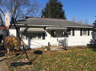 1451 Dazarow Dr, Monroe, MI 48162