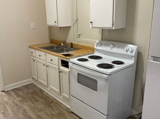 1525 S Walnut St #11, Muncie, IN 47302