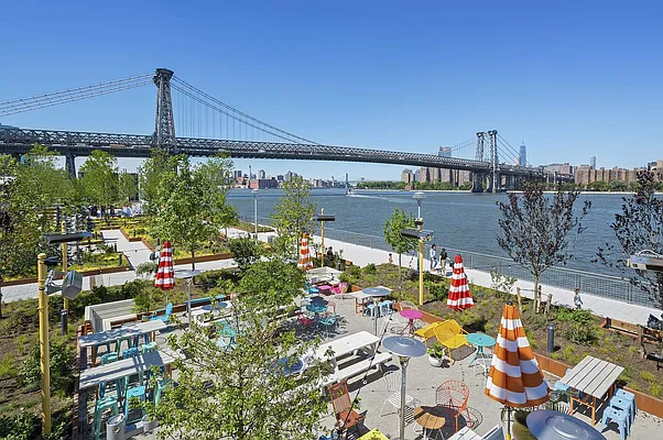 Rented by Compass | media 18