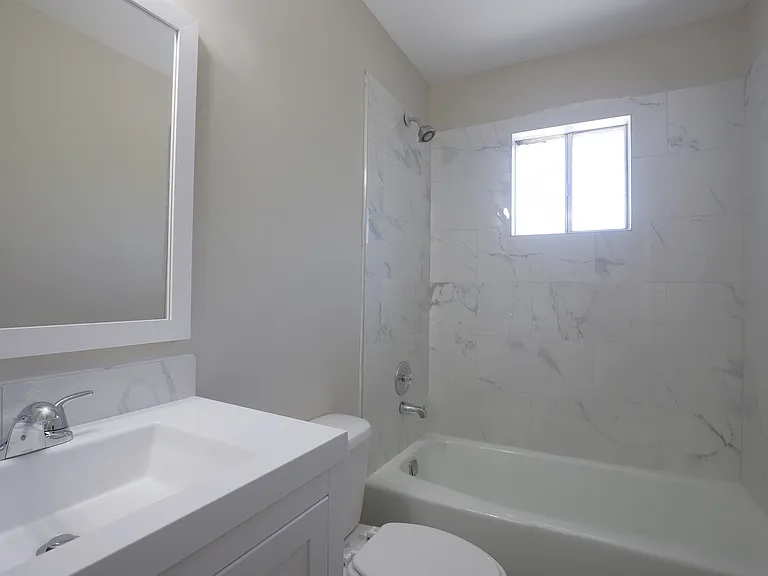4732 Valley Dale Dr SW — Photo 7
