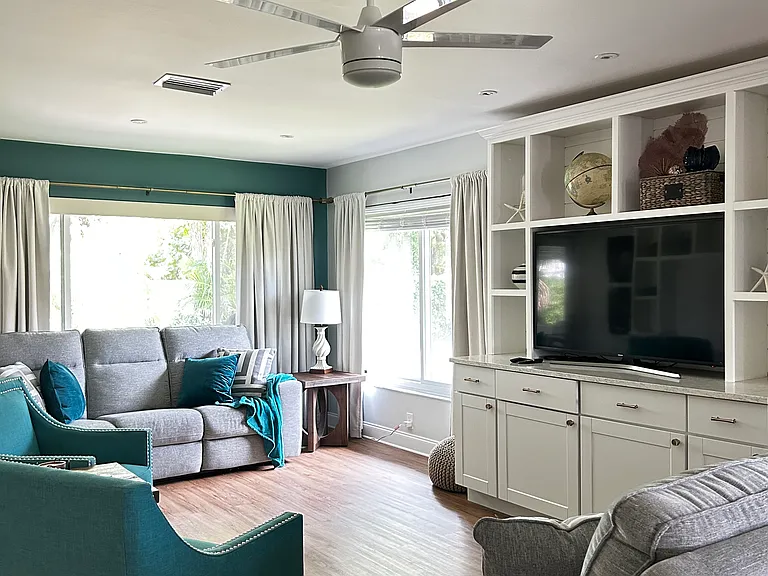 Cozy Living Area