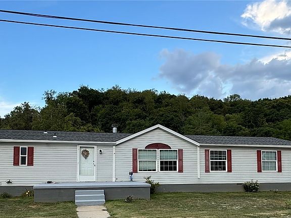 2nd image of 49778 Main St