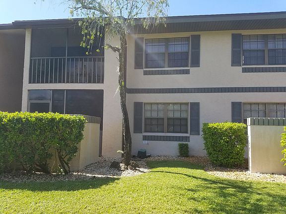 2nd image of 19505 Quesada Ave Bldg Ll Unit L104