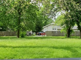 956 E Harrison Ave, Decatur, IL 62526