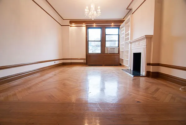 Rented by WAM Partners - William Moses Co. | media 34