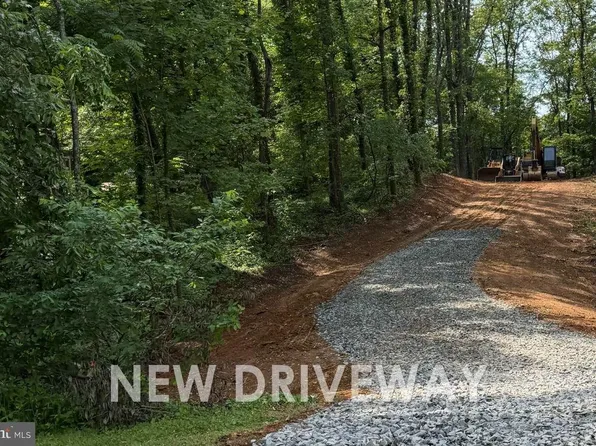 8186 Meetze, Warrenton, VA 20187