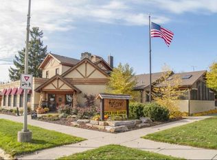 430 Broad St, Lake Geneva, WI 53147