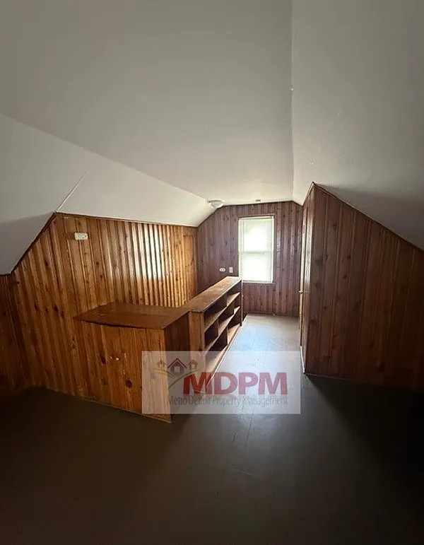 3 bed, 942 sqft, $1,050 — Photo 4