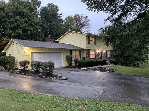 2nd image of 8814 Gatwick Dr