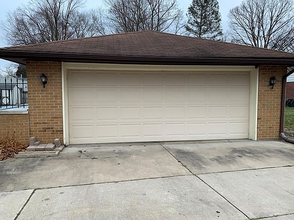 4th image of 3603 E Jackson Blvd