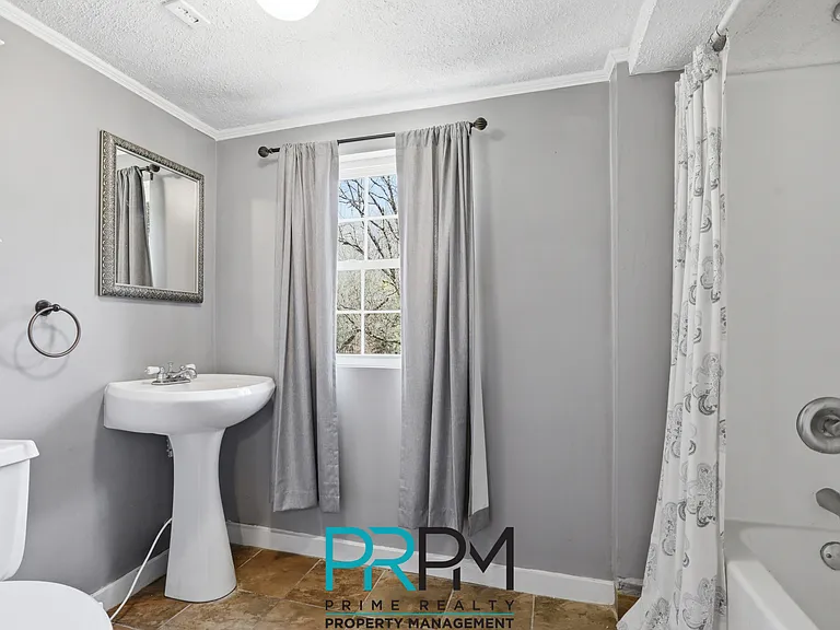 101 Bagwell Dr — Photo 20