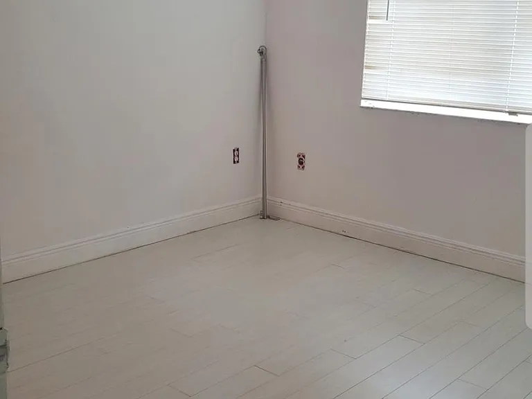 17230 SW 93rd Ave — Photo 9