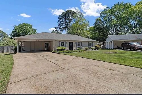 4022 Chinaberry Cv Photo 1