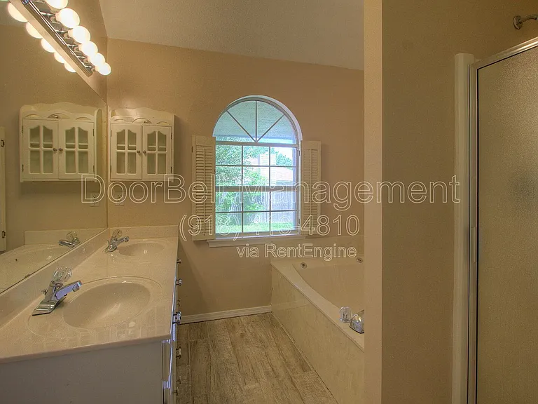 2520 W Honolulu St — Photo 24