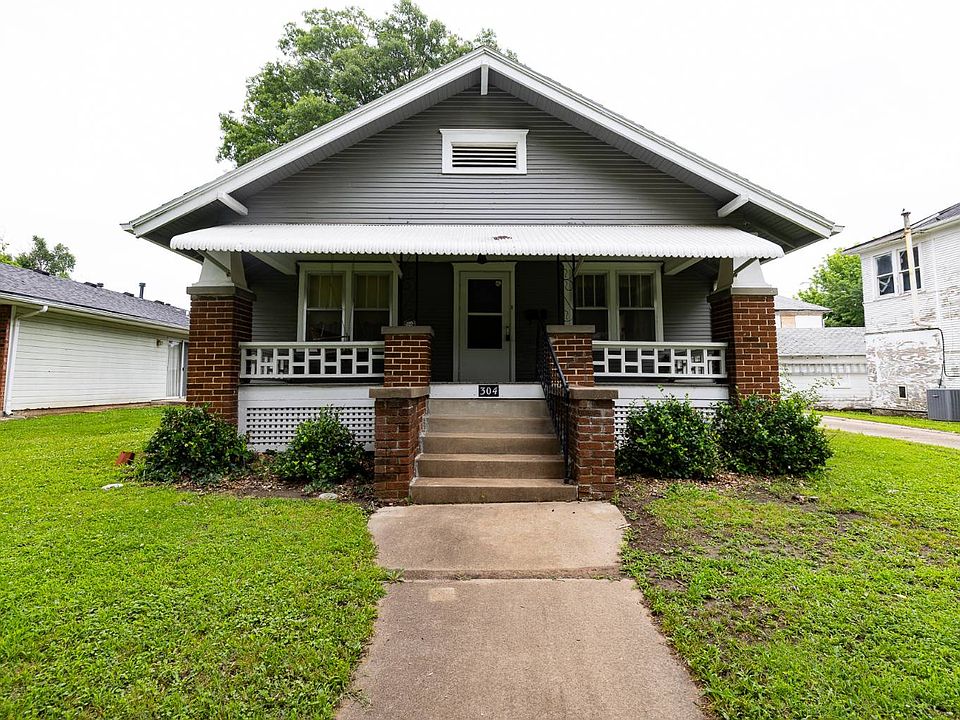 1st image of 304 N 13th St