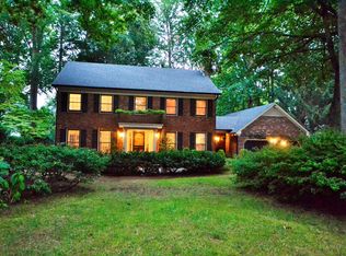 3009 Redford Dr, Greensboro, NC 27408